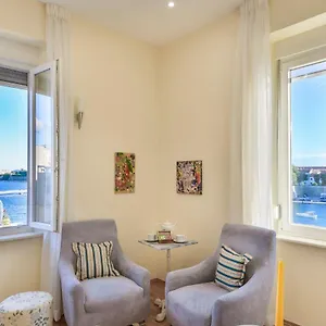 Noble Elegance Studio Apartment